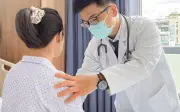 Thiếu niên 15 tuổi thiếu máu nặng, ngất xỉu vì xuất huyết dạ dày do vi khuẩn HP