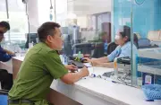 Thiếu tá Công an chủ động trả lại gần 500 triệu đồng chuyển nhầm