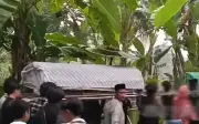 Thảm kịch gia đình 4 người tử vong trong lều cắm trại ở Indonesia