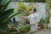 Thương con bằng cách tự chuẩn bị cho tuổi già