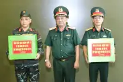 Thượng tướng Lê Quang Minh kiểm tra quy tập hài cốt liệt sỹ tại Công viên Lê Thị Riêng