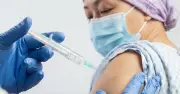 Thuốc tiêm ung thư Amivantamab giá bao nhiêu? Chi tiết chi phí điều trị