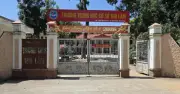 Thầy giáo làm lộ đề thi tiếng Anh bị chấm dứt hợp đồng
