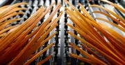 Tại sao cáp quang vẫn là công nghệ internet chủ đạo dù chậm thay đổi?