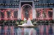 Tài sản lớn nhất doanh nhân để lại cho con trai trong lễ cưới cổ tích