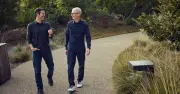 Tim Cook trực tiếp chỉ đạo AI Apple trước ngày chuyển giao CEO