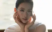 Tiểu Vy tỏa sáng tại sự kiện ra mắt bộ sưu tập kính mắt Mickey