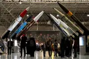 Tổng thống Trump: Iran vẫn còn lượng lớn tên lửa