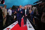 Tổng thống Trump đón tuổi 80 với sự kiện UFC tại Nhà Trắng
