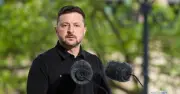 Tổng thống Ukraine đề nghị đàm phán trực tiếp với ông Putin