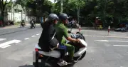 Tình nguyện viên Tiếp sức mùa thi 2026: Những câu chuyện xúc động ngoài cổng trường