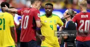 Tori Penso: Nữ trọng tài Mỹ đầu tiên cầm còi World Cup nam 2026
