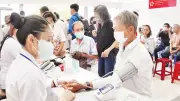 TP.HCM chuyển đổi y tế cơ sở: chủ động đến từng nhà dân