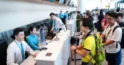 TP.HCM: Lãnh đạo có hệ số phụ cấp từ 0,8 được mua vé thương gia công tác nước ngoài