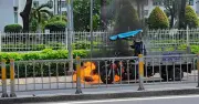 TPHCM: Xe ba gác bất ngờ bốc cháy khi đang chạy trên đường