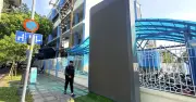 TP.HCM đề xuất dừng cấp phép mới biển quảng cáo trên vỉa hè từ 2025
