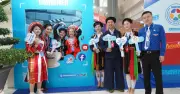 Triển lãm 'Chuyến tàu tiến vào kỷ nguyên mới' truyền cảm hứng cho tuổi trẻ