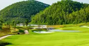 Trưởng phòng ở Phú Thọ đi đánh golf trong giờ hành chính bị kỷ luật