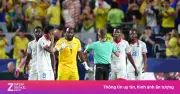 Trọng tài áp dụng luật mới trong chiến thắng 3-0 của Brazil trước Haiti