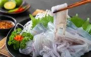 Trào lưu ăn mực kiểu mới gây sốt mạng xã hội: Chuyên gia cảnh báo nguy cơ sức khỏe tiềm ẩn