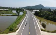 Tuyến đường ven biển Nga Sơn - Hoằng Hóa sắp hoàn thành, người dân phấn khởi