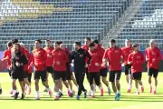 Tuyển Thổ Nhĩ Kỳ tập luyện nghiêm túc dù đã bị loại ở World Cup