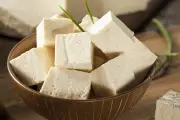 Đậu phụ được ví như siêu thực phẩm nhờ lợi ích sức khỏe vượt trội