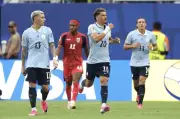 Uruguay 2-1 Cape Verde: Ngược dòng ấn tượng ở hiệp 2