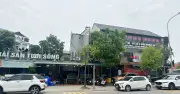 Vụ đưa cô gái và bàn đi ăn của Hoàng Đế Tôm Alaska: Chủ quán kể về biểu hiện lạ