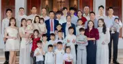 Vợ chồng ở Nghệ An sinh 10 người con, 4 con gái lấy chồng chung xóm
