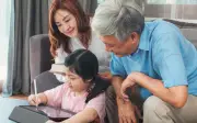 Về hưu, tôi trở thành người giúp việc không lương cho gia đình con trai