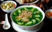 Vì sao nhiều người vẫn thích giã cua bằng tay dù có máy xay?