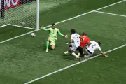 Vì sao đá phản lưới nhà tăng đột biến ở World Cup 2026?