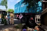 Va chạm giữa xe đầu kéo và công nông ở Lâm Đồng, 3 người tử vong