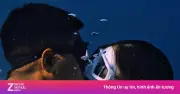 Video khoảnh khắc hôn nhau dưới biển sâu 10m gây sốt mạng xã hội