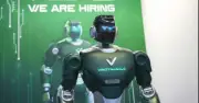 Vingroup trình làng robot hình người Dyno tại hai hội nghị công nghệ lớn thế giới