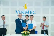 Vinmec Nha Trang tiếp nhận chuyển giao kỹ thuật ghép thận từ Bệnh viện Trung ương Huế