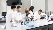 VinUni cấp học bổng toàn phần 932 triệu/năm cho bác sĩ nội trú