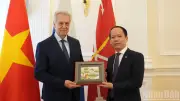 Việt Nam coi trọng quan hệ Đối tác chiến lược toàn diện với Nga