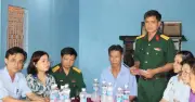 Xã Củ Chi trao quà và sửa chữa nhà cho gia đình chính sách dịp lễ lớn