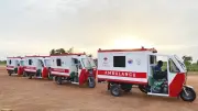 Xe cứu thương ba bánh giải cứu thai phụ vùng sâu Ghana