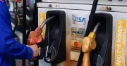 Xăng dầu giảm sâu nhưng nguy cơ tăng giá trở lại khi ưu đãi thuế hết hiệu lực