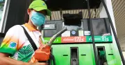 Xăng E20 giúp tiết kiệm hàng tỷ USD nhưng nhiều người Ấn Độ vẫn chưa hài lòng