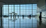 Xung đột vùng Vịnh leo thang: Kuwait bị không kích, đàm phán Mỹ-Iran gặp khó