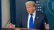 Đề xuất in hình ông Trump lên tờ 250 USD gây tranh cãi