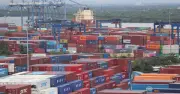 Xuất khẩu Việt Nam nửa cuối năm 2026: Thách thức phức tạp, đa chiều hơn
