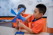 Đề xuất siết quản lý hoạt động giáo dục ngoài giờ, giảm áp lực cho học sinh