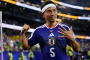 Yuto Nagatomo: Cầu thủ châu Á đầu tiên thi đấu 5 kỳ World Cup