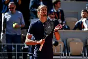 Zverev lần thứ hai vào chung kết Roland Garros, chờ đối thủ tại Paris