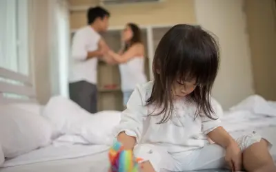 3 kiểu gia đình khiến trẻ bất hạnh nhất, không phải nghèo khó